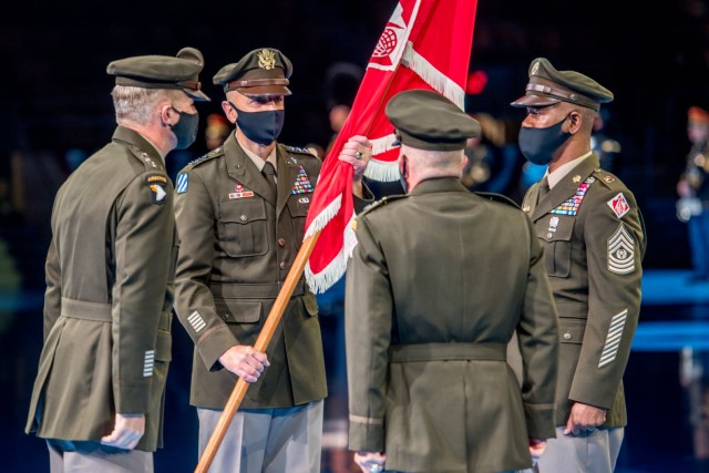 55th Chief of Engineers takes Command, outlines priorities
