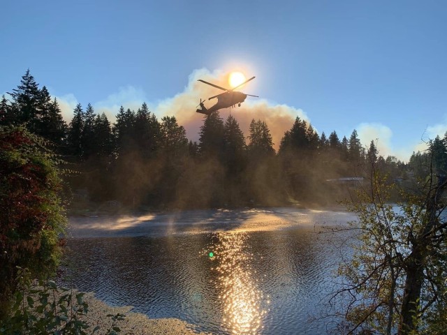 National Guard members help fight fires across Washington
