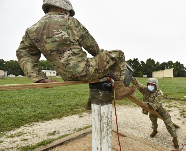 Missouri ROTC cadets engage in Army training