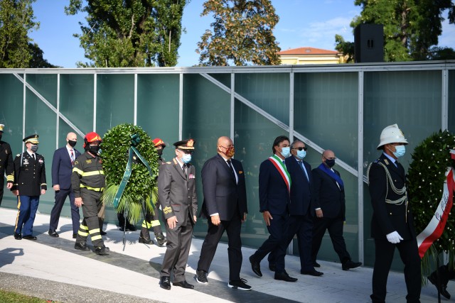 U.S. Army Garrison Italy Commander Col. Dan Vogel attended the September 11th wreath laying ceremony at the Memoria e Luce monument in Padua to remember the innocent victims of 9/11 attacks on Friday, September 11, 2020.