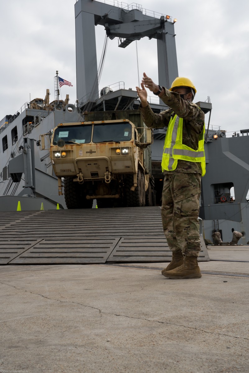 Elements of an EDRE U.S. Army continues emergency deployment exercise