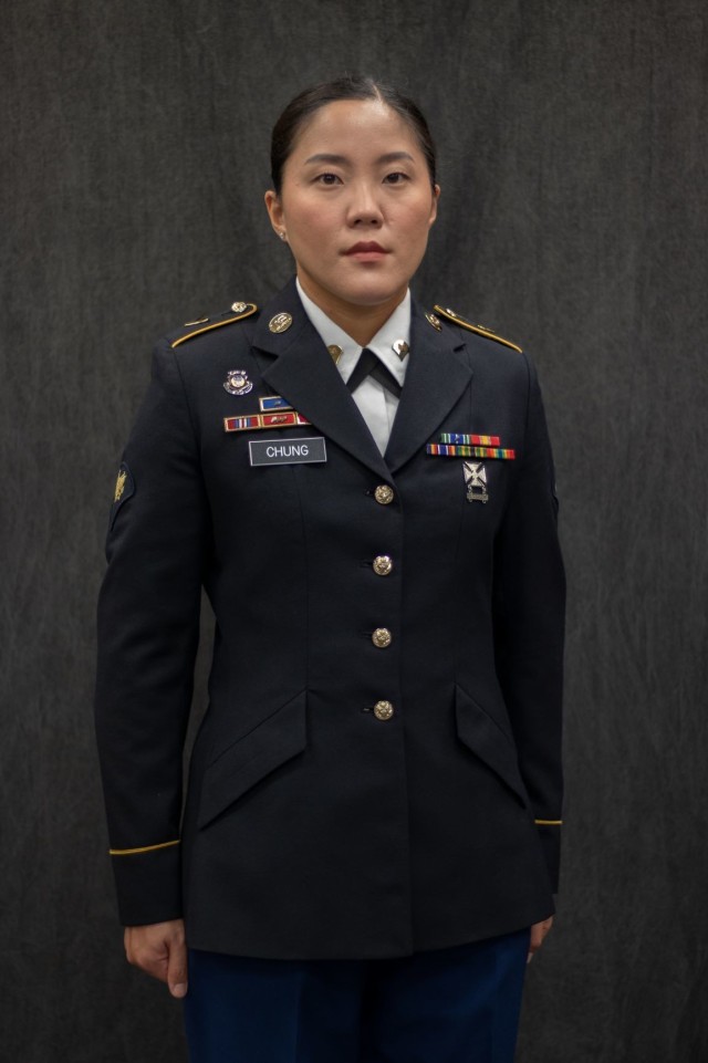 Chung’s childhood experience playing recorder, as well as her graduate work in early music history and participation in Stony Brook’s Early Music Program, primed her interest in earning a spot in the prestigious Old Guard Fife and Drum Corps.