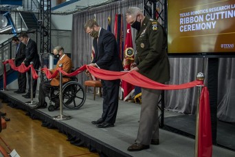 University of Texas at Austin Reveals Initial Phase of Robotics Center Renovations - Image