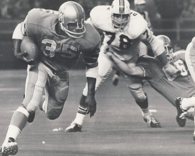 Houston Oilers running back Woody Campbell in uniform, sometime between 1967 and 1971.