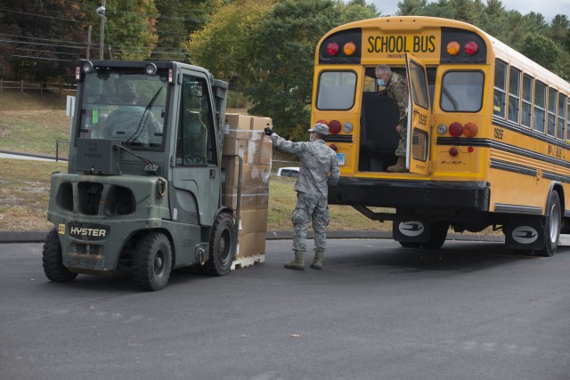 Connecticut Guard members help deliver food to families