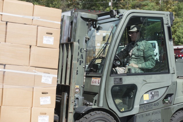Connecticut Guard members help deliver food to families