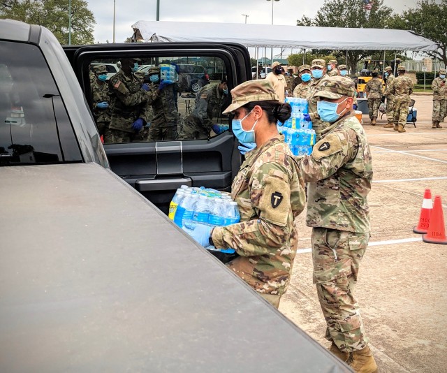 Texas Guard members satisfy thirst for Lake Jackson