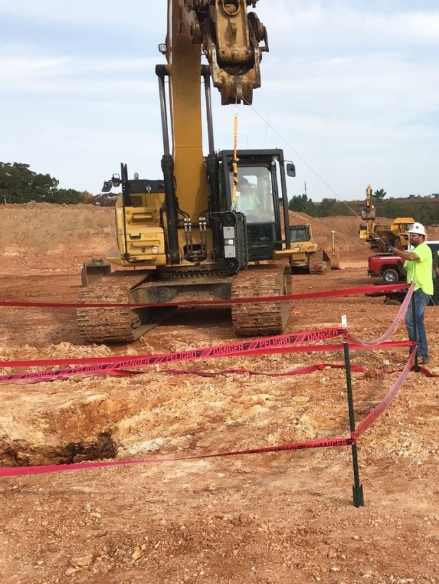 Army engineers assist at sinkhole site