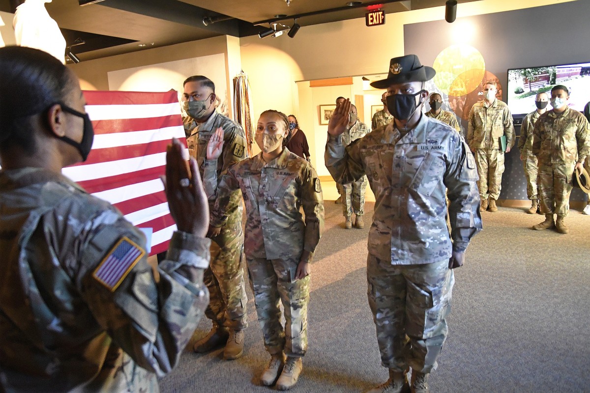 Reenlistment ceremony reflects Army’s new era of acceptance Article