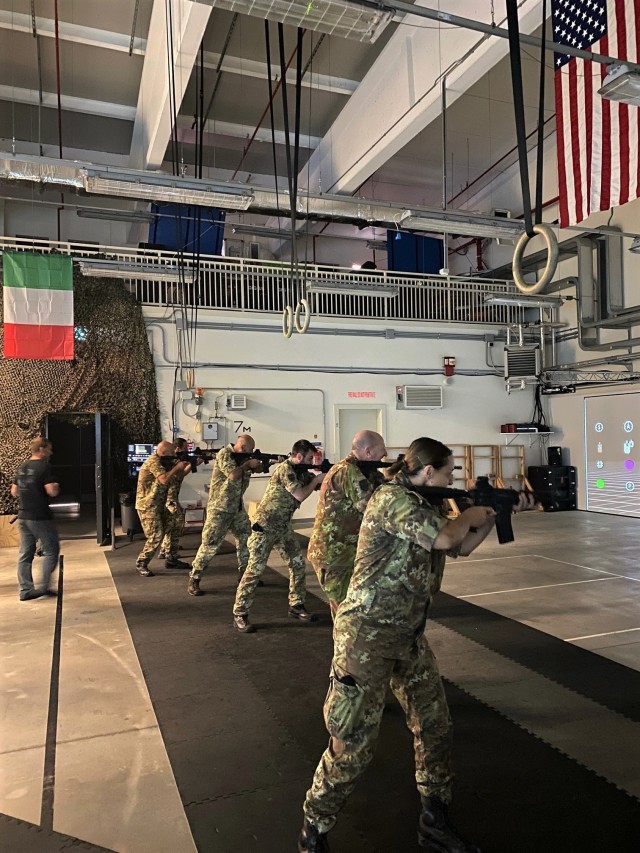 Elite Italian army units train on Army virtual trainers in Vicenza ...