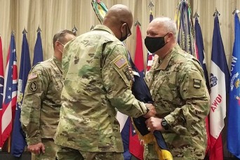 U.S. Army Reserve Two-Star General retires with honor