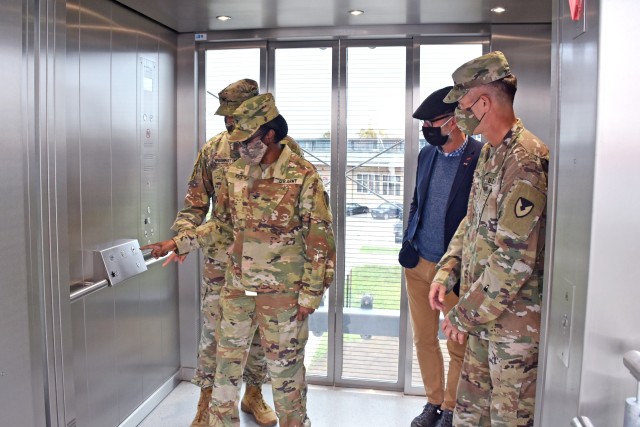 WIESBADEN, Germany – (From left) Col. Mario A. Washington, U.S. Army Garrison Wiesbaden commander; Col. Trina Rice, deputy chief of staff, G-1, U.S. Army Europe; Bill Williams,deputy chief of staff, Office of the Chief of Staff, U.S. Army...