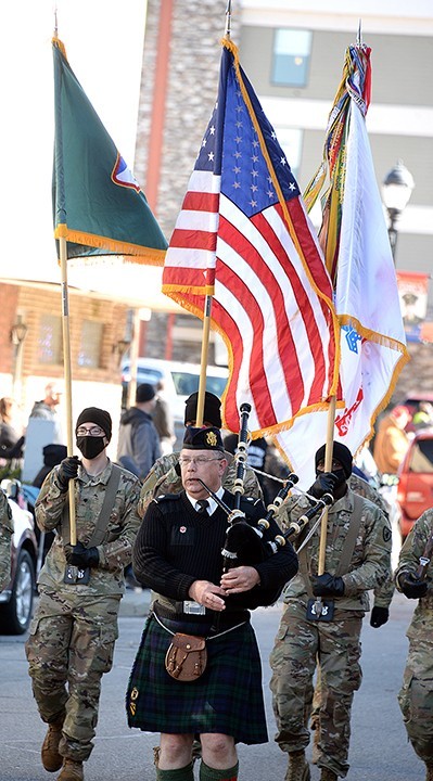 Veterans day parade leavenworth