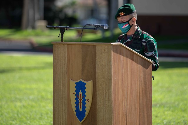 Lt. Col. Kemas Nauval, 431st Para Raider Infantry Battalion Commander gives his opening remarks during the opening ceremony of the U.S. hosted portion of the 2020 Indonesia Platoon Exchange at Schofield Barracks, Hawaii on Nov. 14, 2020. Throughout the next two weeks, Soldier from both armies will train alongside one another sharing their expertise in tactics to include counter-improvised explosive device training, Military Operations in Urban Terrain (MOUT) training and survival training at the 25th Infantry Division's Lightning Academy. (U.S. Army photo by Staff Sgt. Alan Brutus)