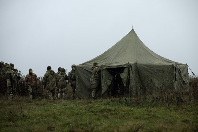 The Armed Forces Ukraine’s 58th Motorifle Brigade uses a Tactical Operation Center to control communications during battle drills at Combat Training Center-Yavoriv on Nov. 14. (Photo by Sgt. Gregory Glosser, Task Force Illini Public Affairs.)