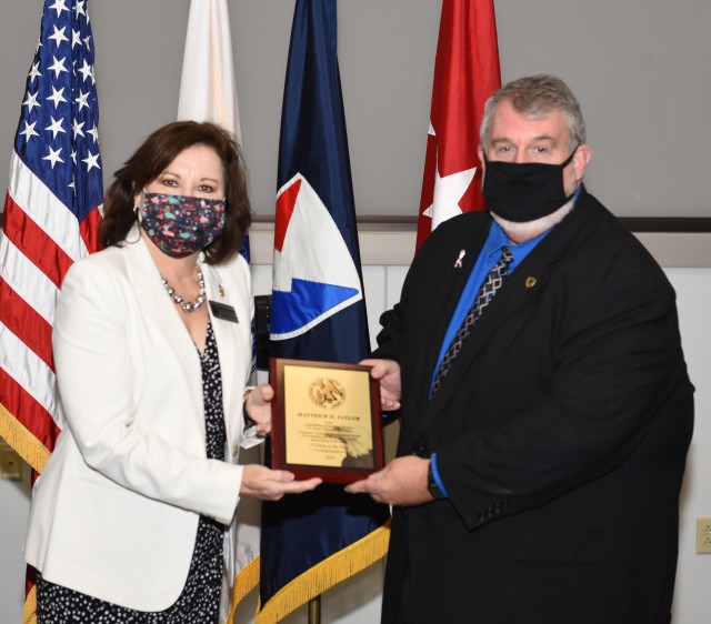 AMC&#39;s Matthew Taylor Receives AUSA Award