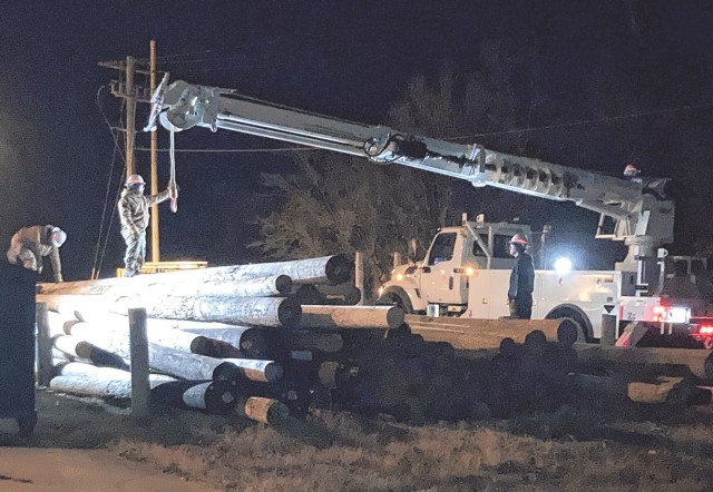 Storm Night, Lineman&#39;s Rodeo test Soldiers attending Prime Power Distribution Course