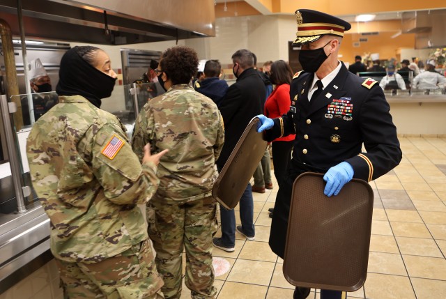 Semi-traditional Thanksgiving meal served to hungry Fort Knox personnel, residents