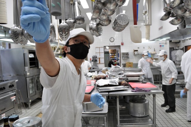 Ken Hasegawa, a cook at the Camp Zama Dining Facility, prepares the traditional Thanksgiving luncheon at Camp Zama, Japan, Nov. 25.