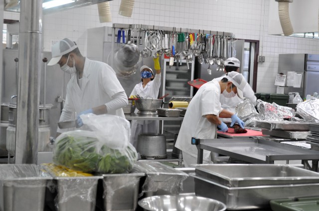 Cooks at the Camp Zama Dining Facility, prepare the traditional Thanksgiving luncheon at Camp Zama, Japan, Nov. 25.