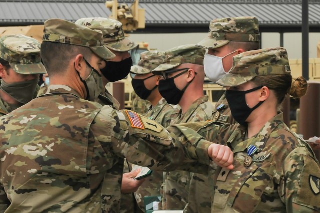 Garrison recognizes Fightin’ Fifth team for aviation survey report