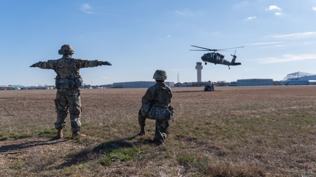 New York National Guard conducts sling-load training