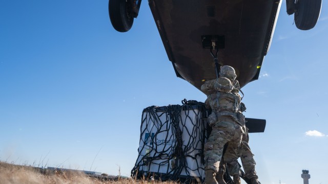 New York National Guard conducts sling-load training