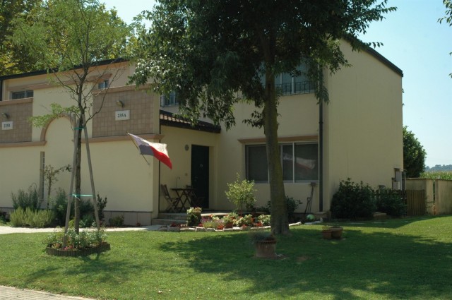 VICENZA, Italy - U.S. Army Garrison Italy’s Villaggio Army Family Housing is in the process of undergoing initial demolition and construction of new dwellings scheduled until January 2026.
...