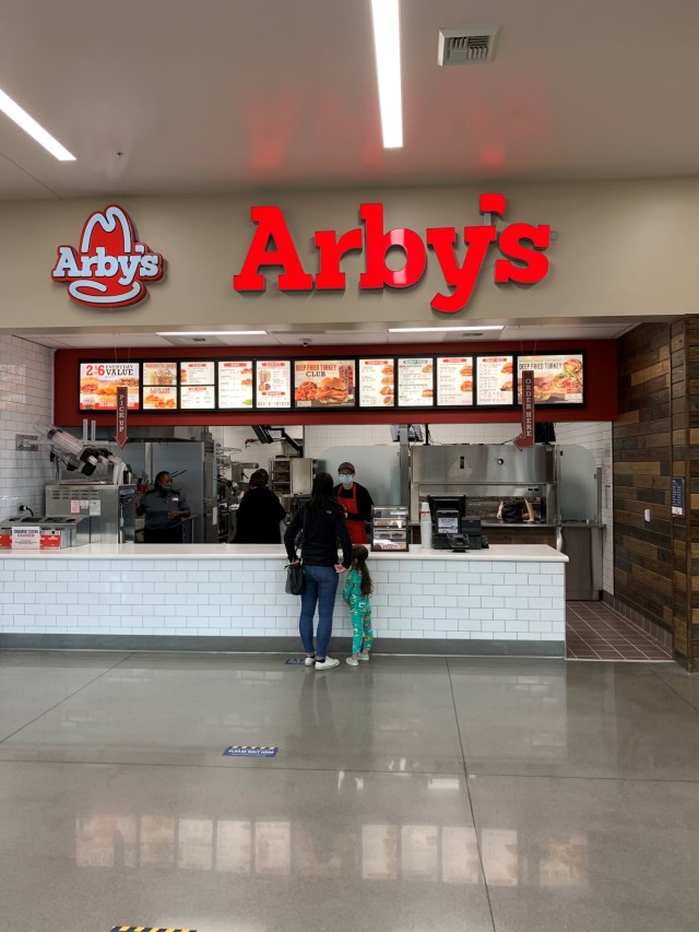 JBLM Exchange Continues Shopping Center Upgrade with New Arby’s Location
