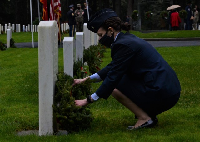 JBLM honors the fallen during virtual Wreaths Across America event 