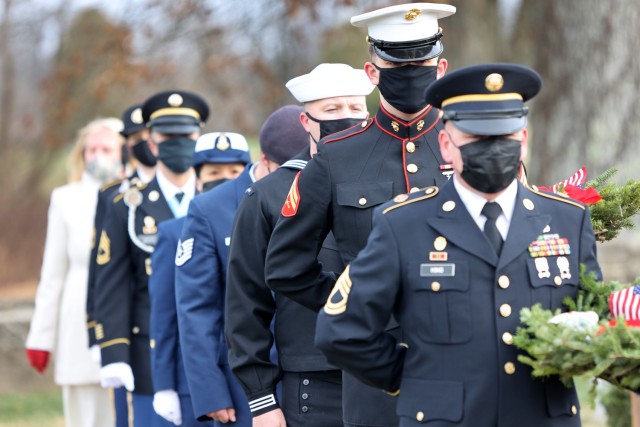Hundreds attend Dec. 19 Wreaths Across America event at Fort Knox cemetery