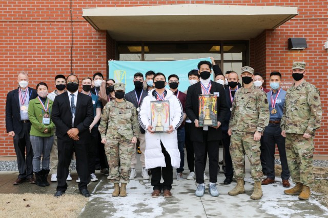 Awards photo of winners of the 501st MI Brigade 2020 Korean Language Competition