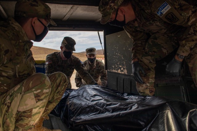 A unit recovery team comprised of two Soldiers from 3rd Battalion, 238th General Support Aviation Battalion, Delaware Army National Guard, and two Soldiers from the 2nd Infantry Brigade Combat Team, 34th Infantry Division, Iowa Army National...
