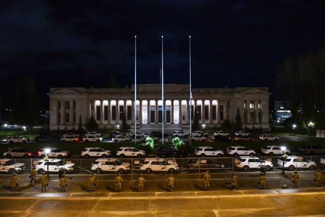 Washington National Guard provides security to State Capitol following unrest