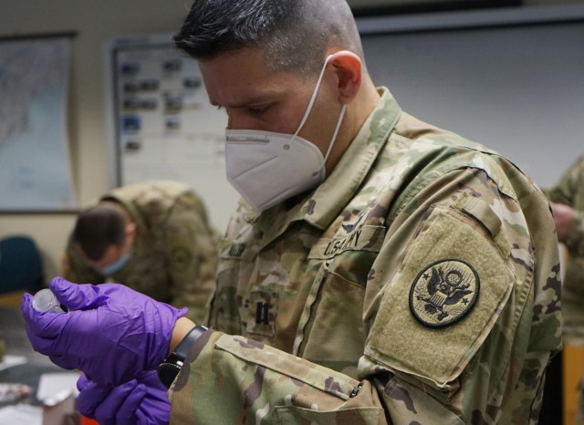 Pennsylvania Guard members get vaccinated
