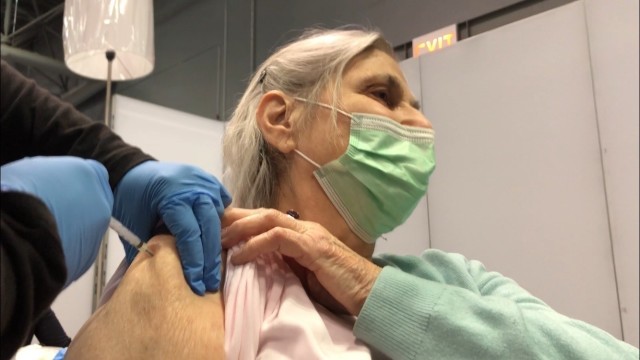 NY National Guard helps open massive vaccination site