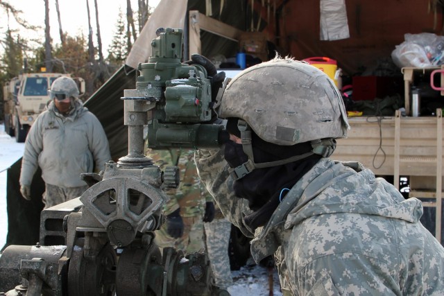 Wisconsin Soldiers love the ‘big boom’ at Winter Strike 21