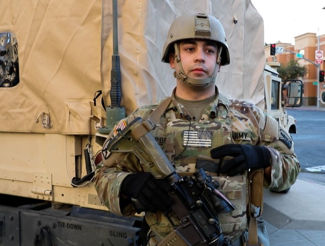 Cal National Guard Soldiers assist car accident victims