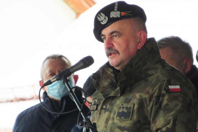 Special guest General Jaroslaw Mika, head of Polish Armed Forces, gives a speech  during a enhanced Forward Presence Battle group Poland Change of Command Ceremony Jan.28, 2021, at Bemowo Piskie Training Area, Poland. (Photo courtesy of eFP BGP PAO)