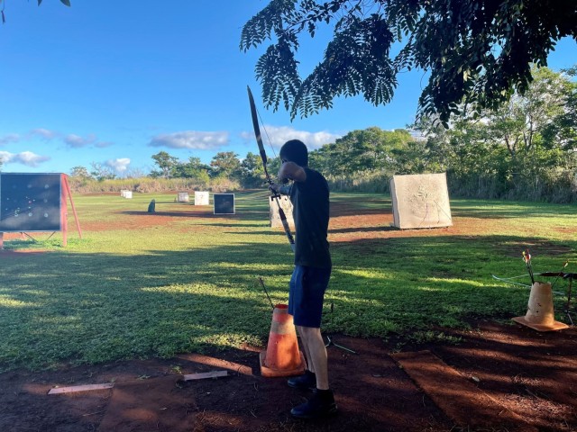 Spc. Oliver Kingsley took aim at a target while participating in an archery program with the Schofield Barracks Soldier Recovery Unit, Hawaii, on Jan. 7, 2021. (Photo courtesy of Carol Hickman)