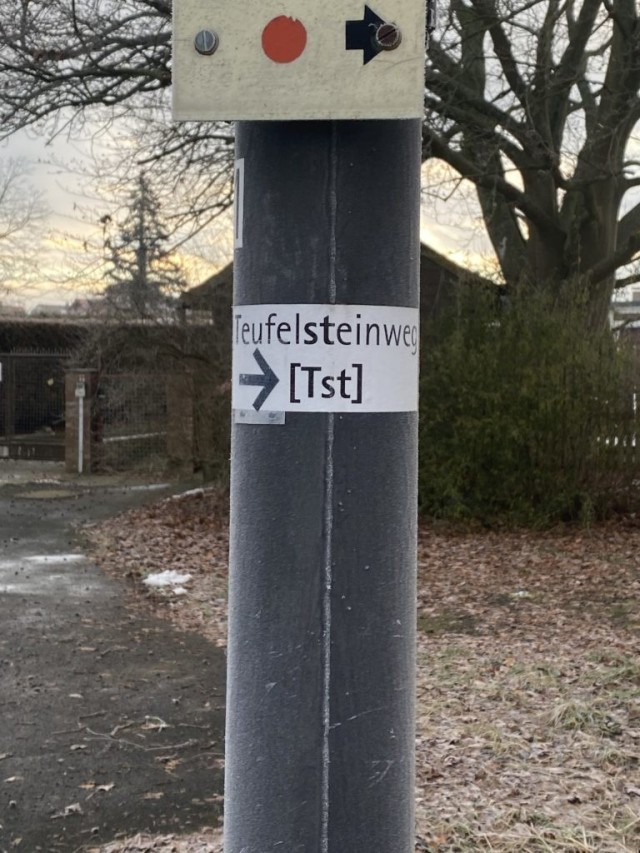 Teufelsteinweg trail marker