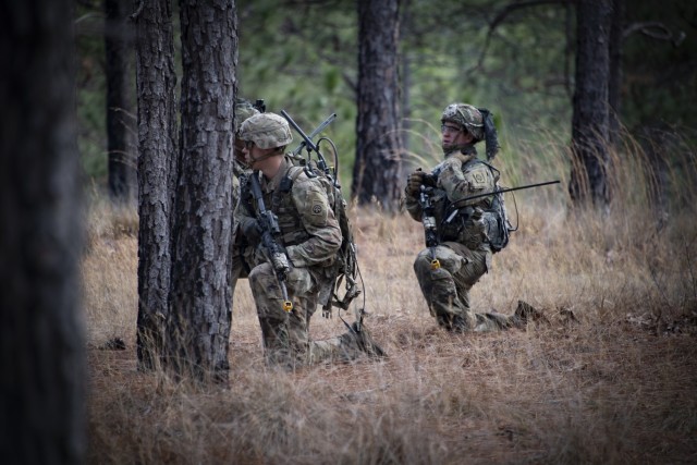 Newest handheld leader radios get tested by elite Army Airborne forces