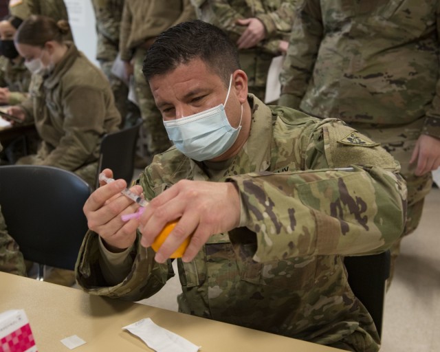 Connecticut Guard medics attend vaccination training