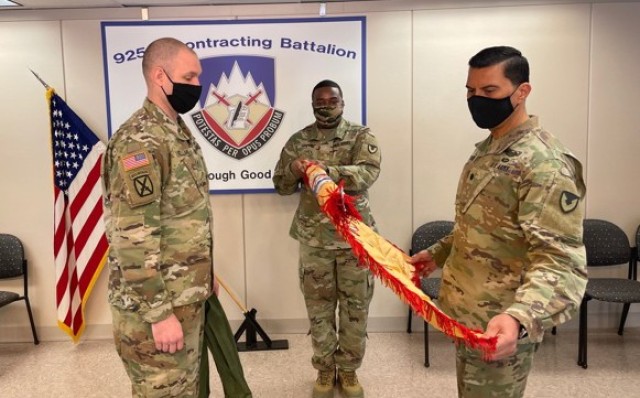 925th CBN uncases colors signaling return from Afghanistan