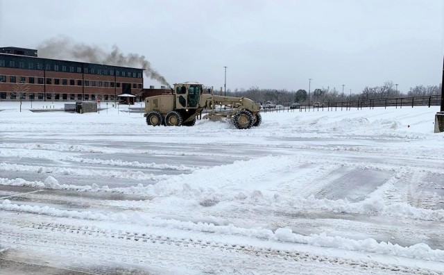 Snow and ice removal takes a team, say Fort Knox leaders