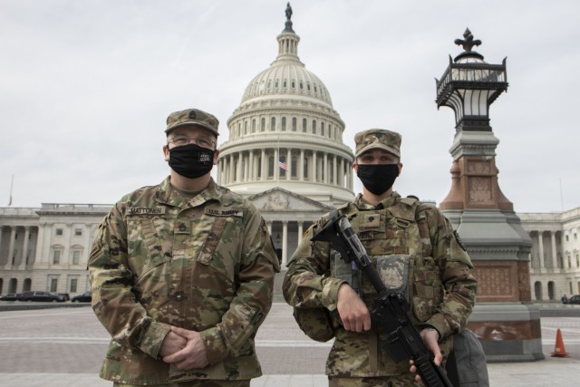 Father, daughter serve together in nation&#39;s capital