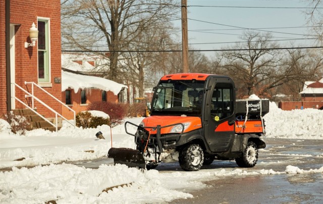 Snow and ice removal takes a team, say Fort Knox leaders