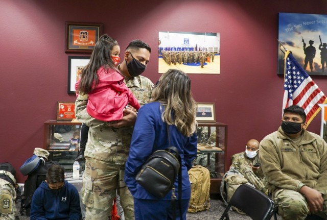 40th ESB Big Dawgs case colors, deploy to support Atlantic Resolve