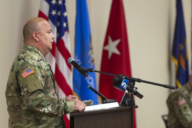 Guardsman awarded Oklahoma Star of Valor for saving neighbor