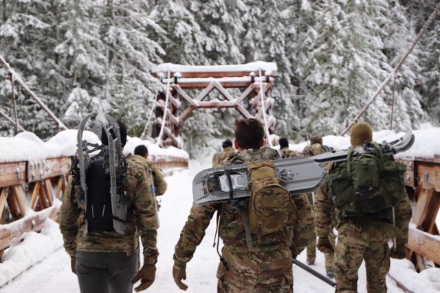 Ranger Unit Ministry Teams with the 75th Ranger Regiment recently conducted environmental training and teambuilding in Mount Rainer National Park.